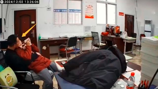 监控是男老师自己安装女生是班长很乖！K8凯发天生赢家师生不雅曝光后续：(图6)