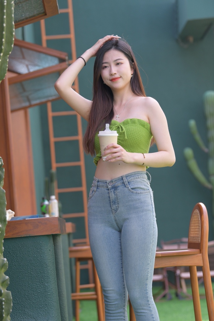 师把腿抬高让我进去凯发赛事合作英语老