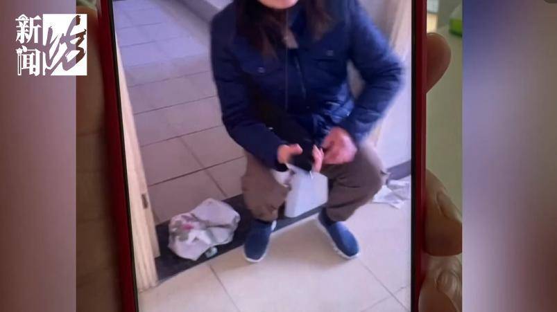 成了大悲咒！邻居被逼走女儿也崩溃……用晾衣杆“粘”音响震楼的上海阿姨换